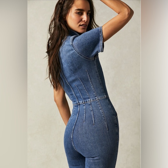 Free People Denim Zip-Up Flare Jumpsuit "Jayde" - New With Tags - Picture 5 of 5